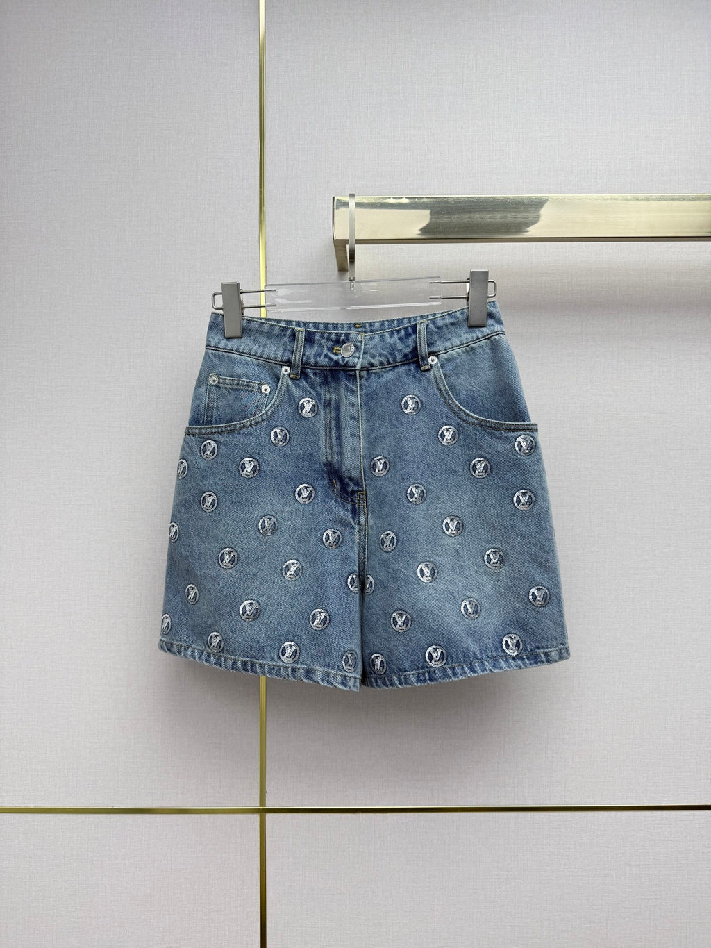 Heavy-duty letter sequin shorts
