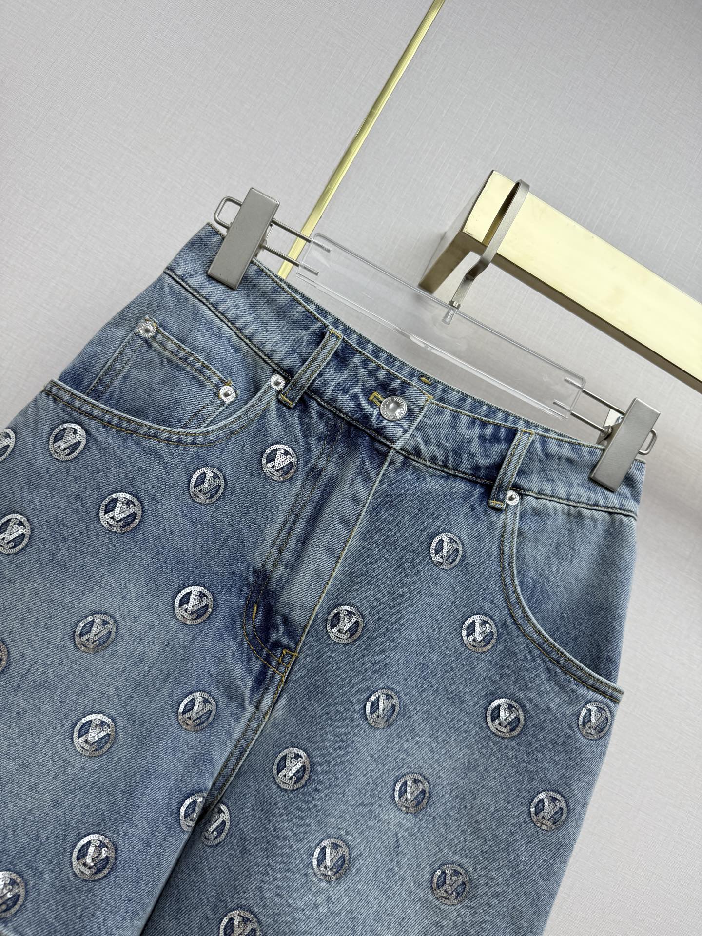 Heavy-duty letter sequin shorts