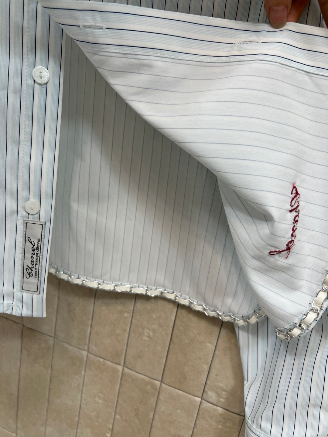 Short striped shirt