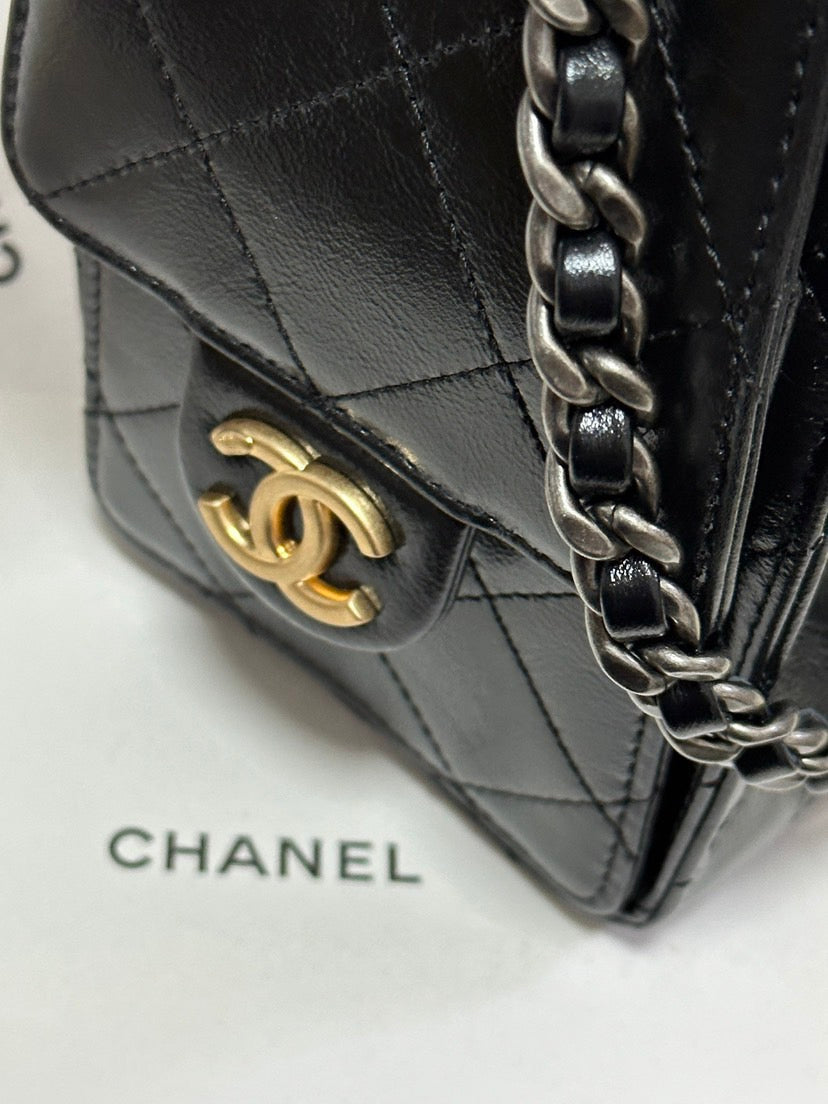 "Mandarin Duck" Chain Bag — Black Mini