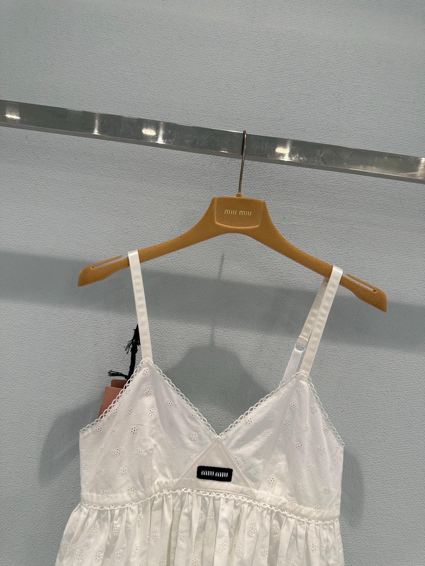 Hollow-out cotton-linen camisole