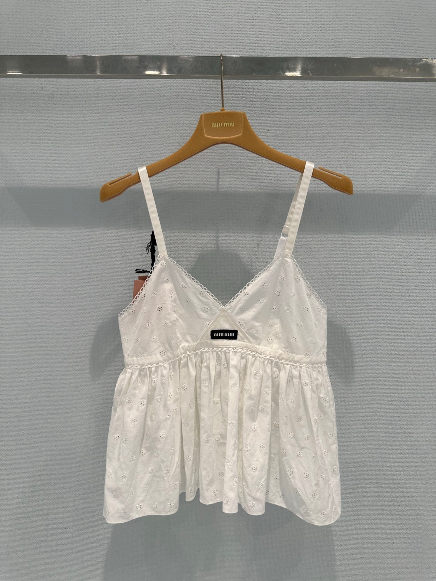 Hollow-out cotton-linen camisole