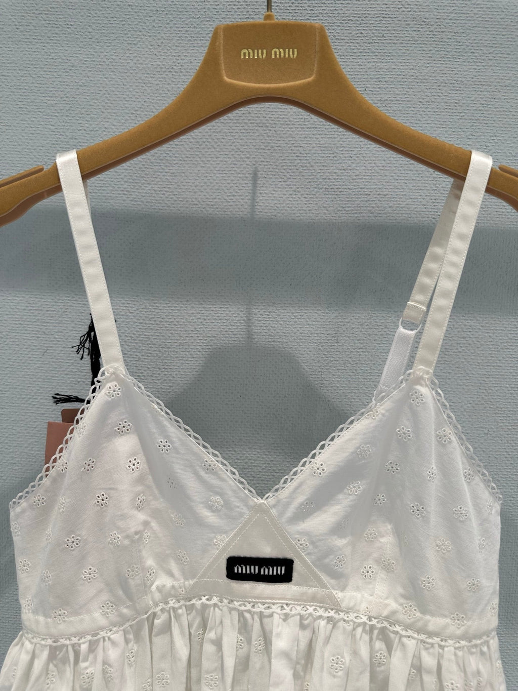 Hollow-out cotton-linen camisole
