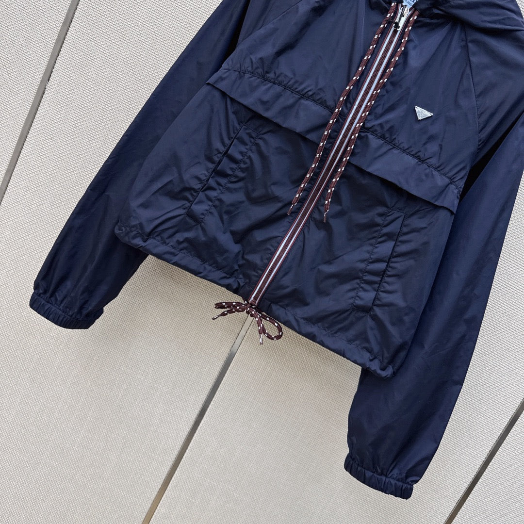 Hooded zip-up sun protection jacket