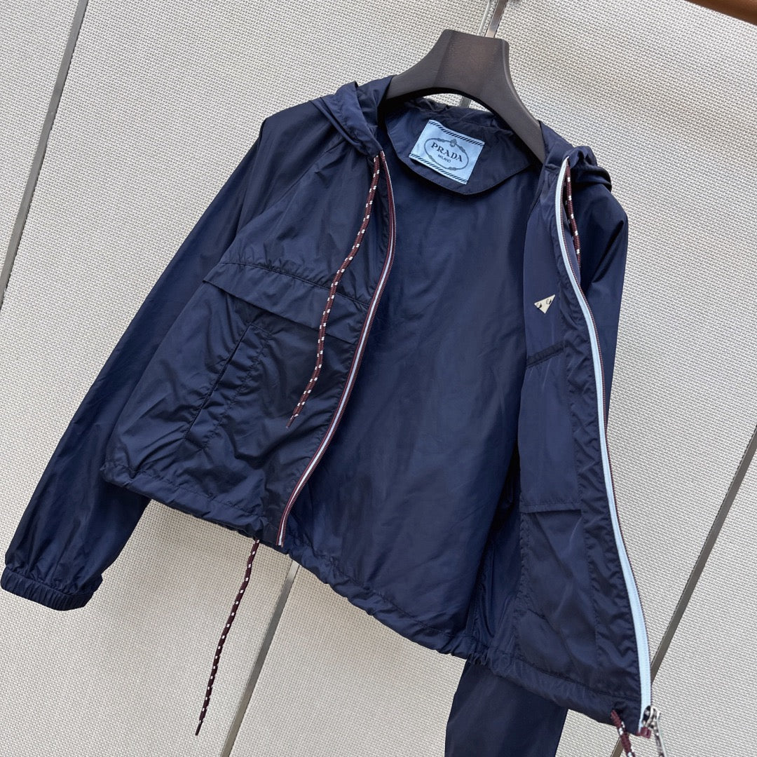 Hooded zip-up sun protection jacket