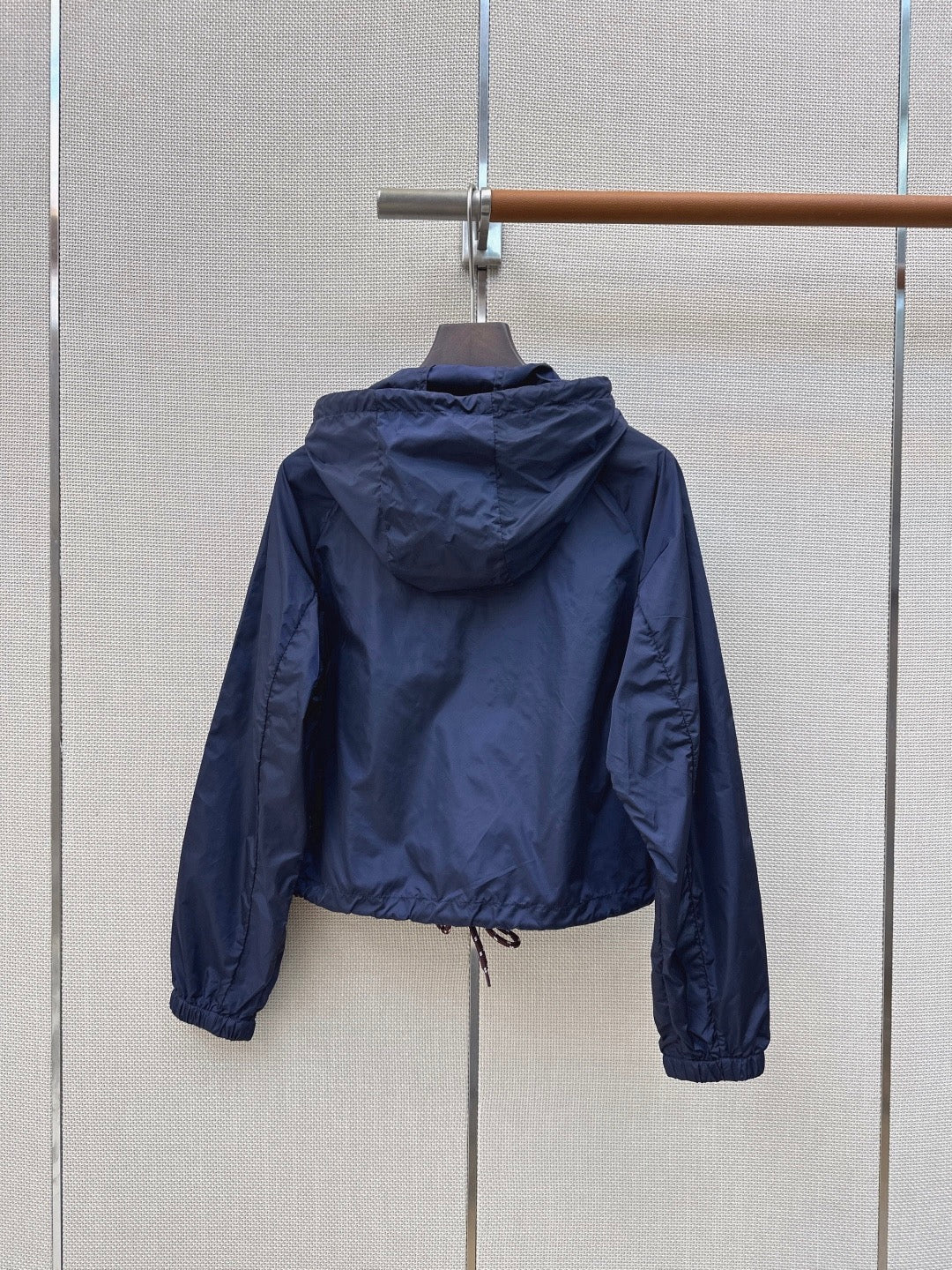Hooded zip-up sun protection jacket