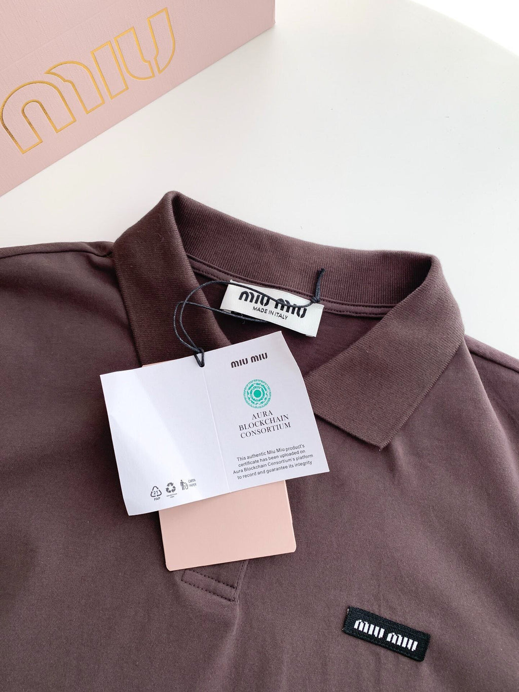 Faux two-piece layered polo long-sleeved shirt