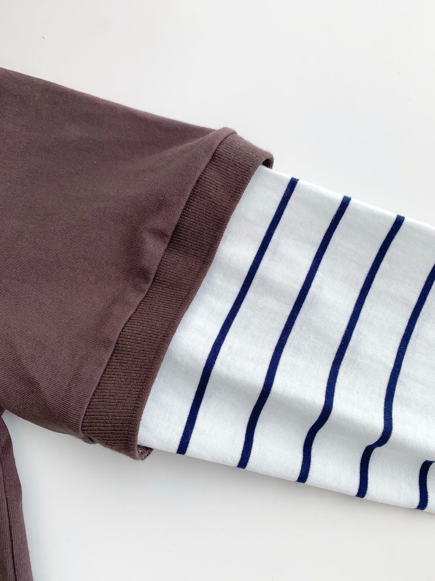 Faux two-piece layered polo long-sleeved shirt