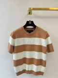 26 Striped short sleeved knitted sweater