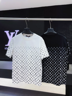 26 New black and white gradient vintage short sleeved T-shirt