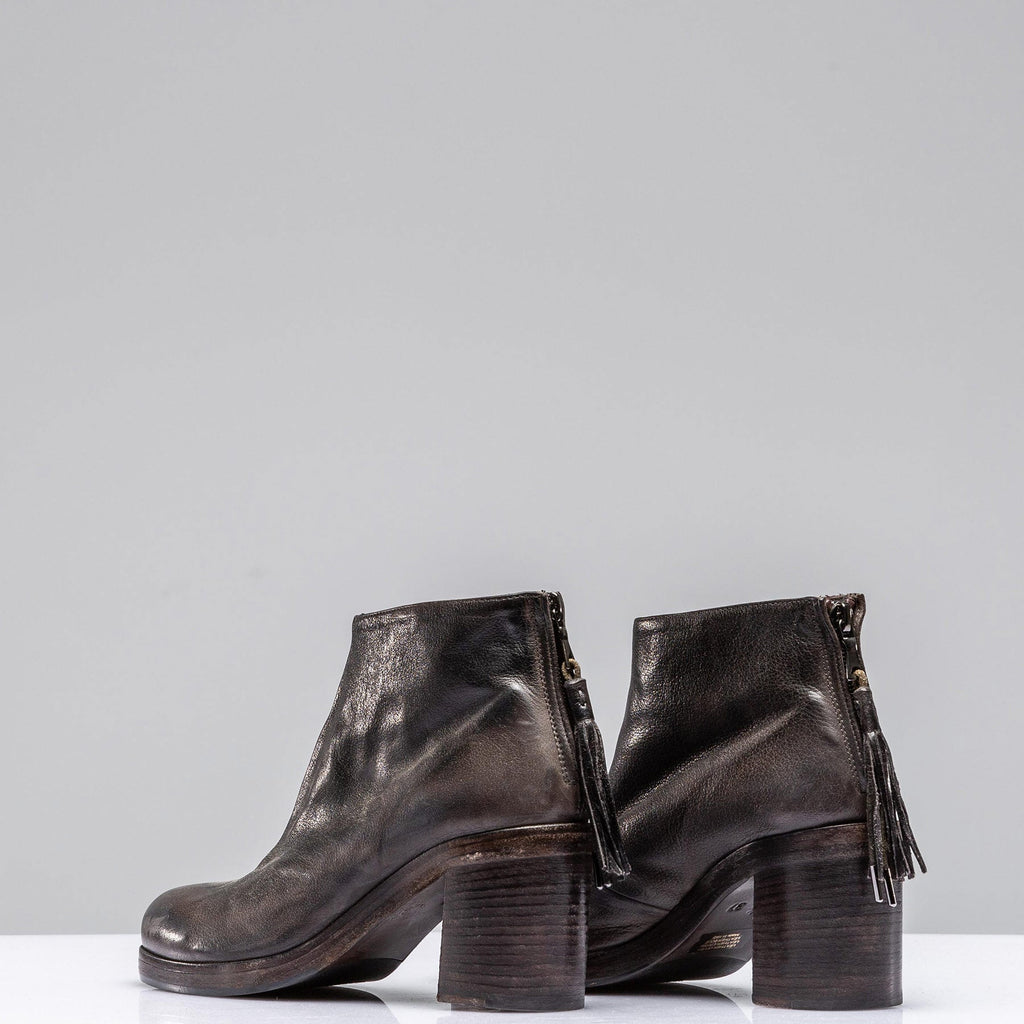 Bettina Short Boot In Grey