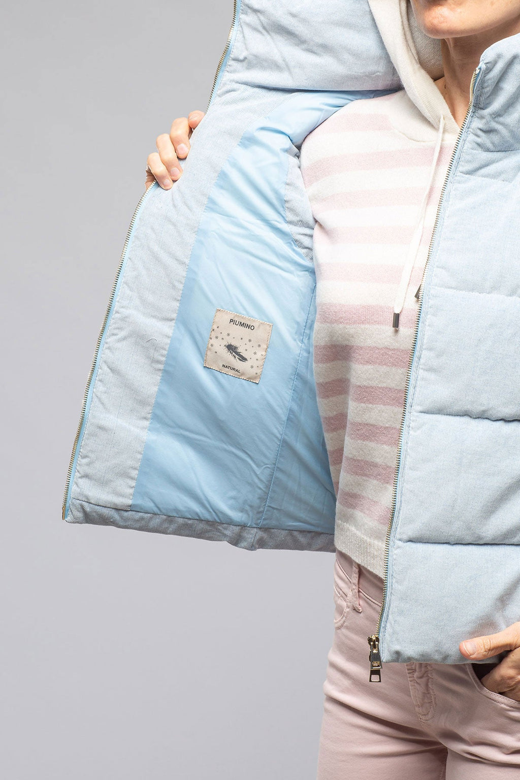 Valletta Corduroy Insulated Vest In Napoli Blue