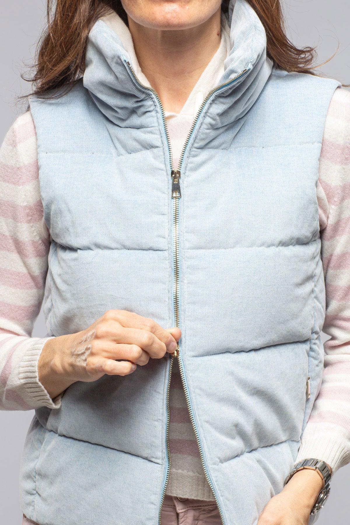 Valletta Corduroy Insulated Vest In Napoli Blue