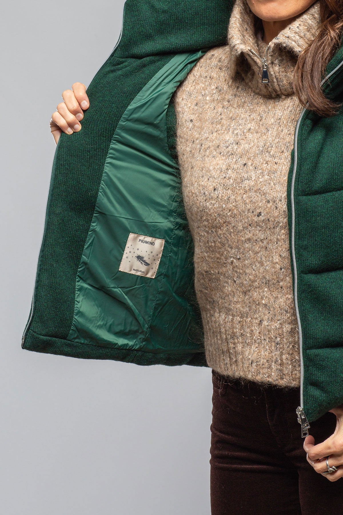 Yeva Wool Cashmere Puffer Vest In Malachite
