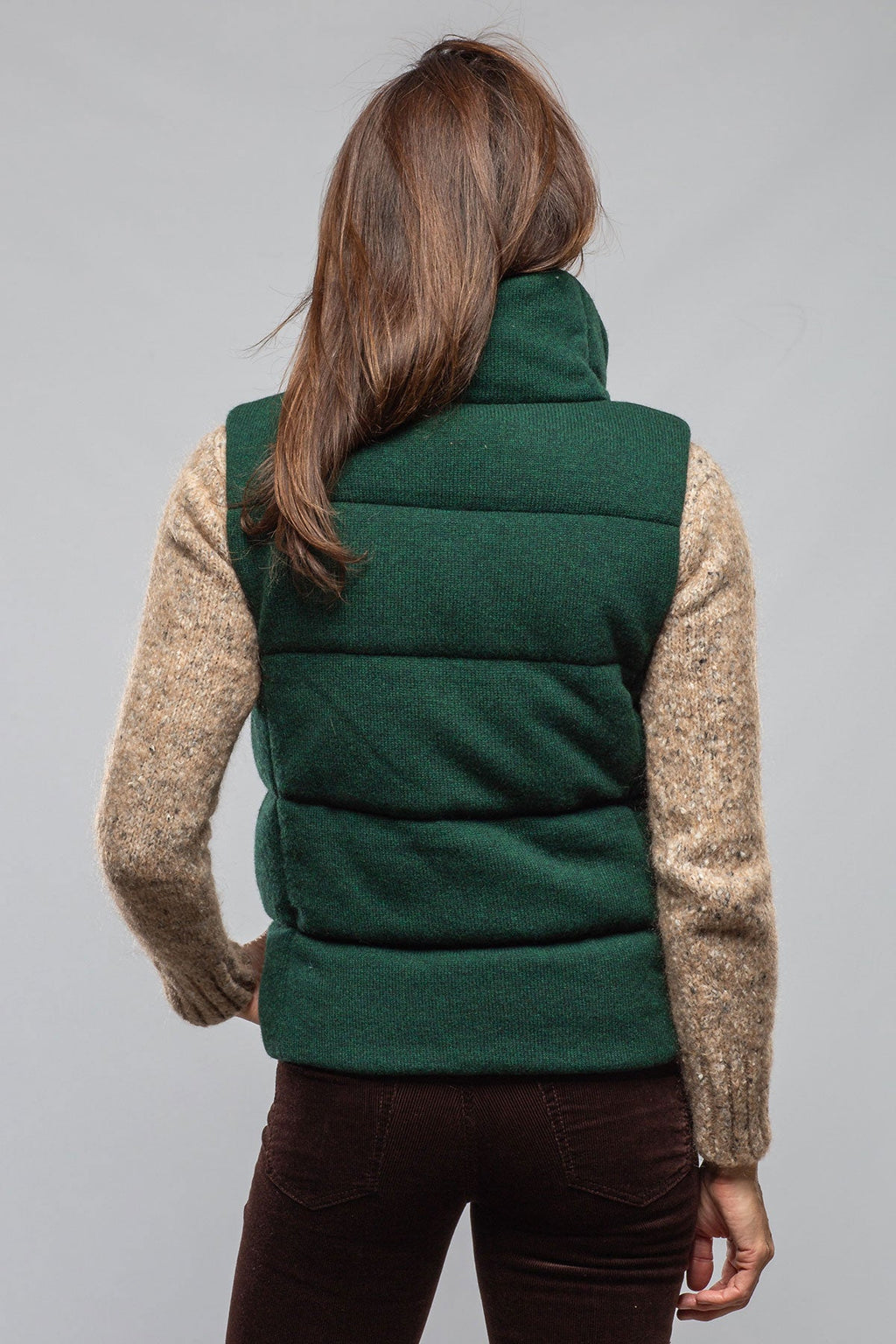 Yeva Wool Cashmere Puffer Vest In Malachite