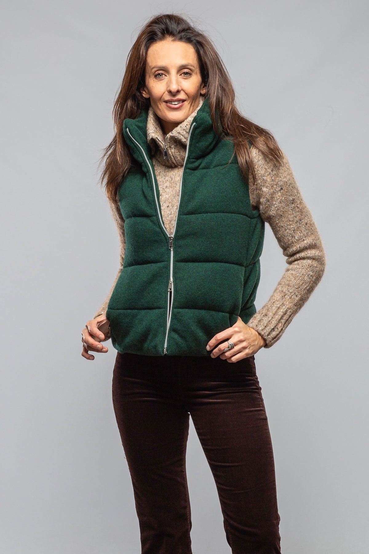 Yeva Wool Cashmere Puffer Vest In Malachite