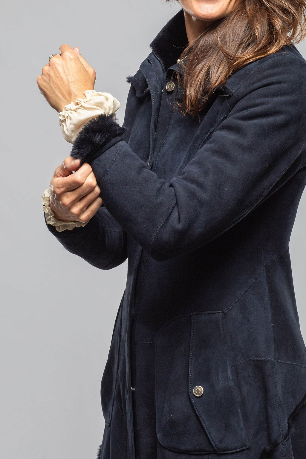 Cori Long Shearling In Navy Blue