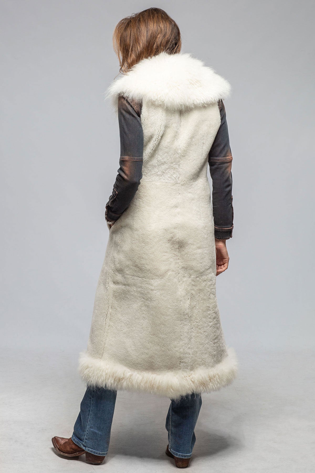 Elsa Long Reversible Shearling Vest In Ice