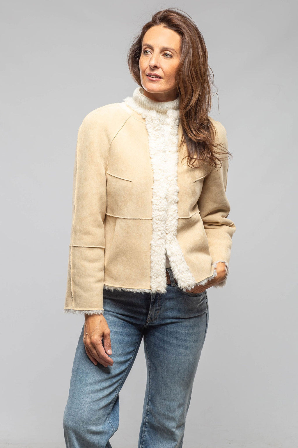 Pinto Reversible Eco Shearling In Honey Cream