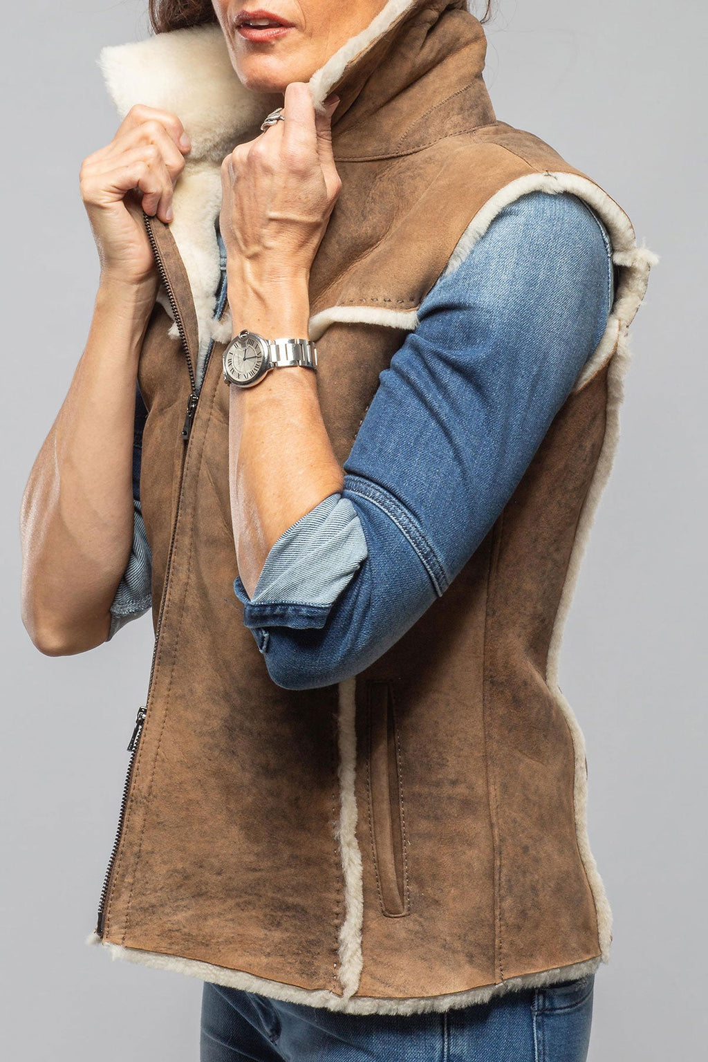 Brandy Shearling Vest In Vintage Tobacco