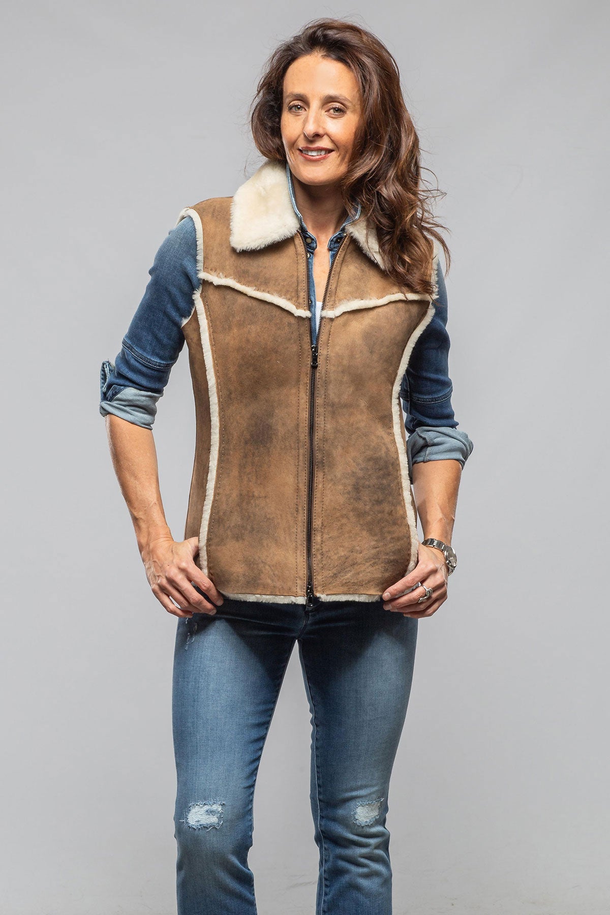 Brandy Shearling Vest In Vintage Tobacco