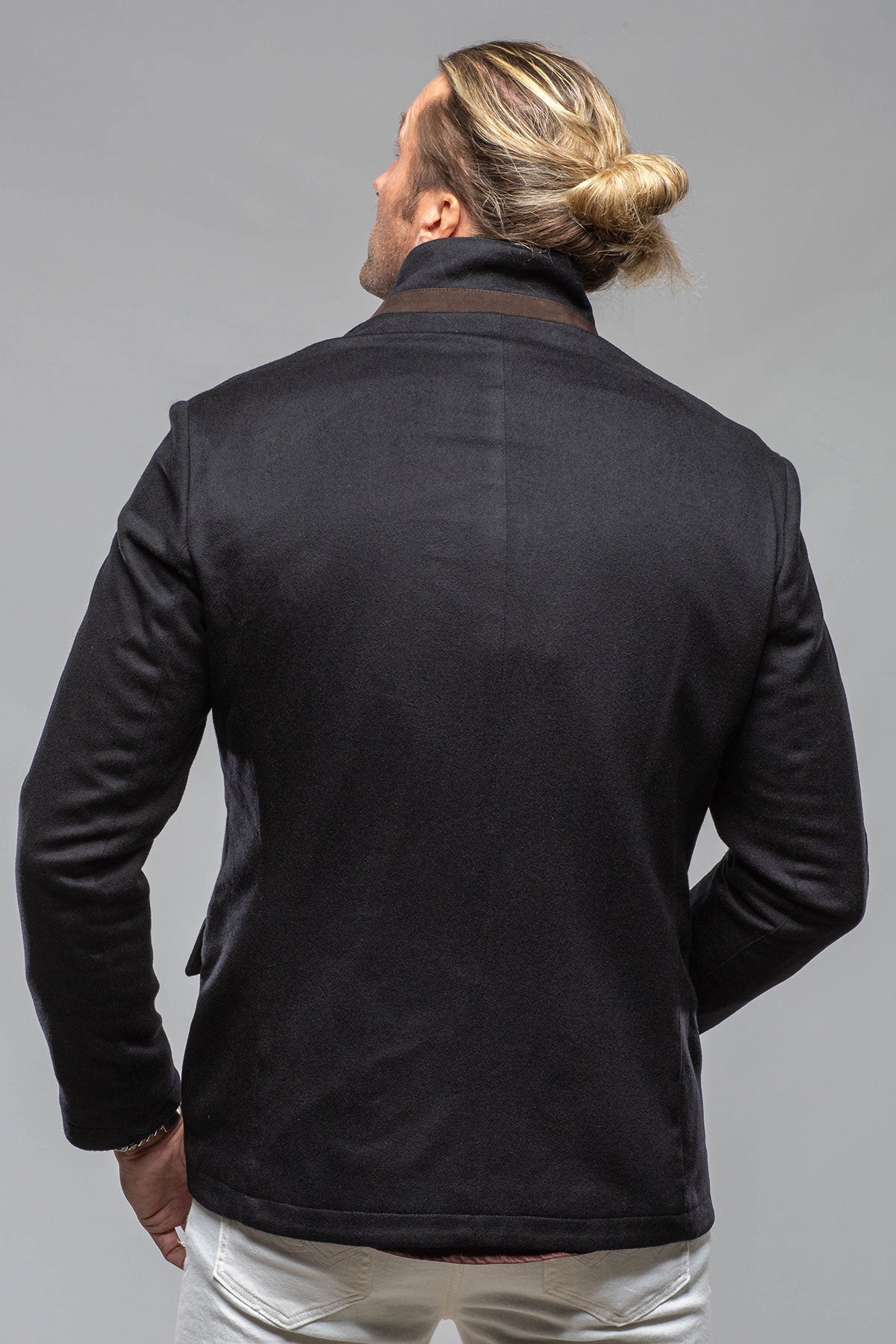Bridgerton Cashmere Gentleman Jacket In Dark Navy