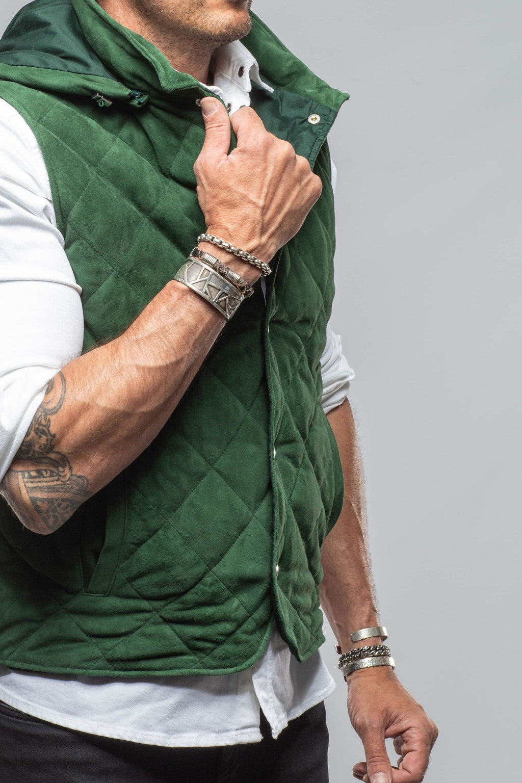 Diamond Hooded Vest In Emerald