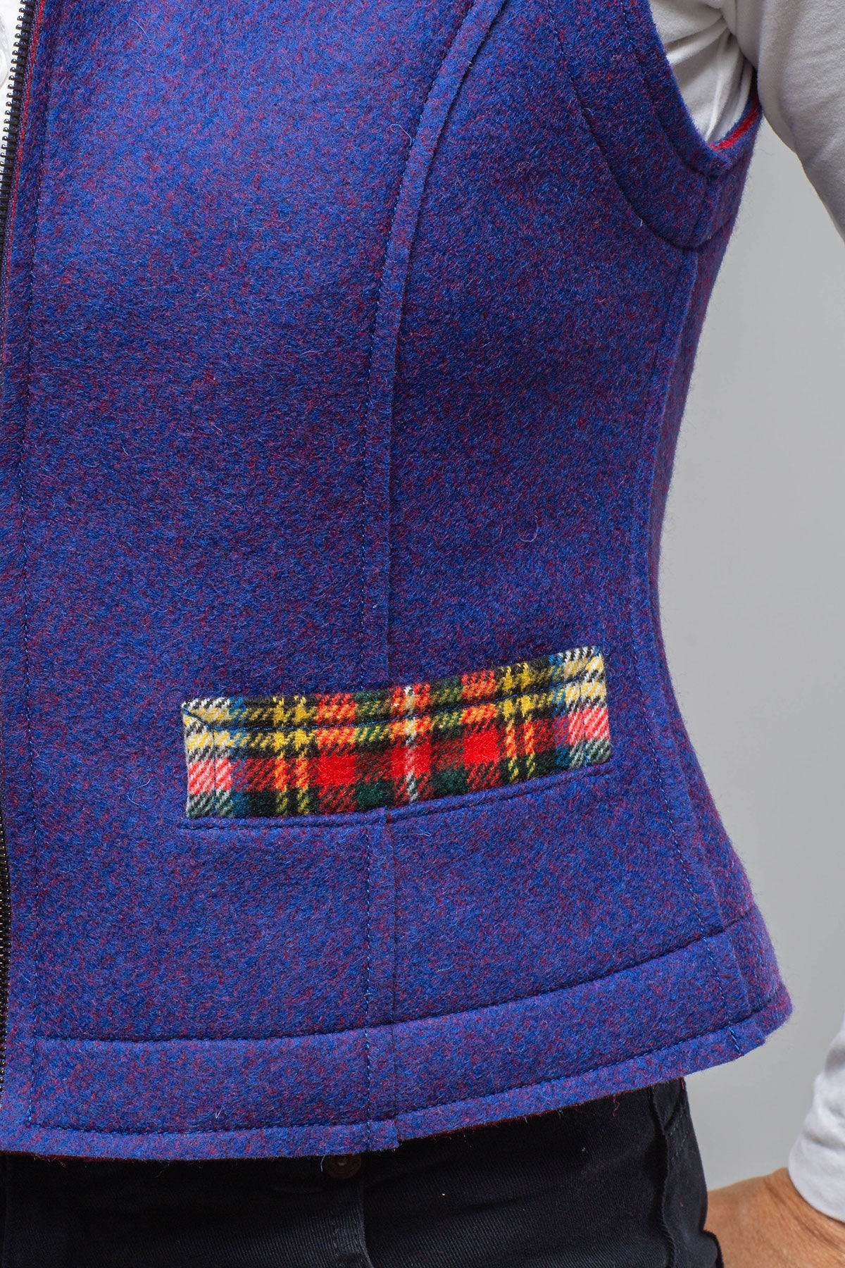 Nelly Double Face Wool Vest In Blue