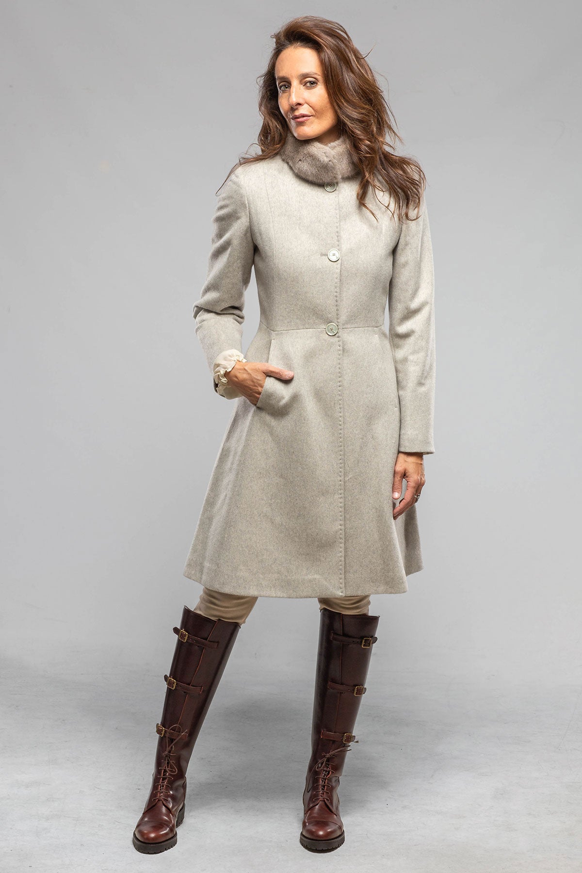 Regina Cashmere Coat In Stone