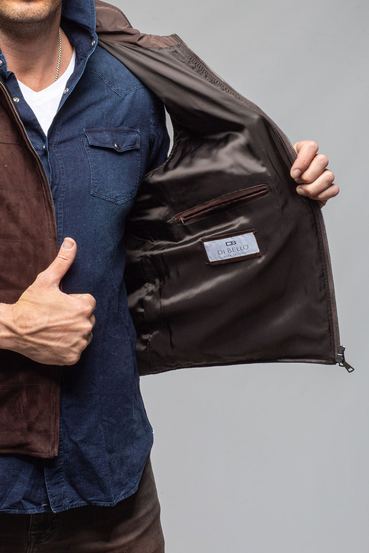 Riley Vest In Dark Chocolate