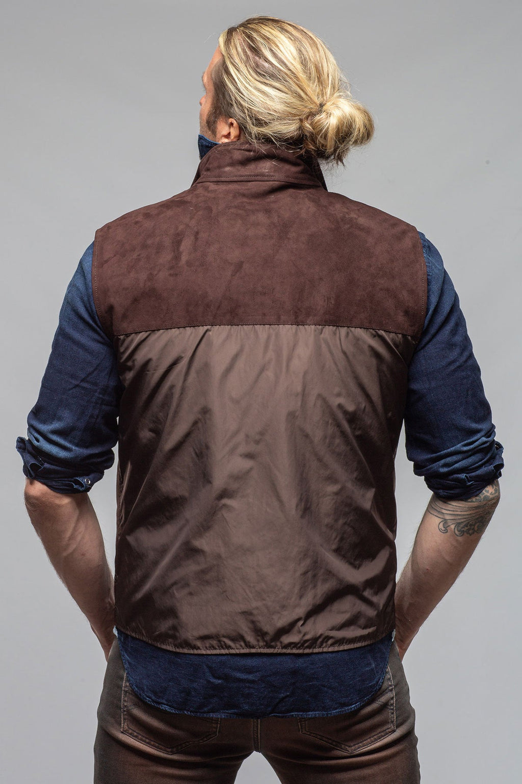 Riley Vest In Dark Chocolate