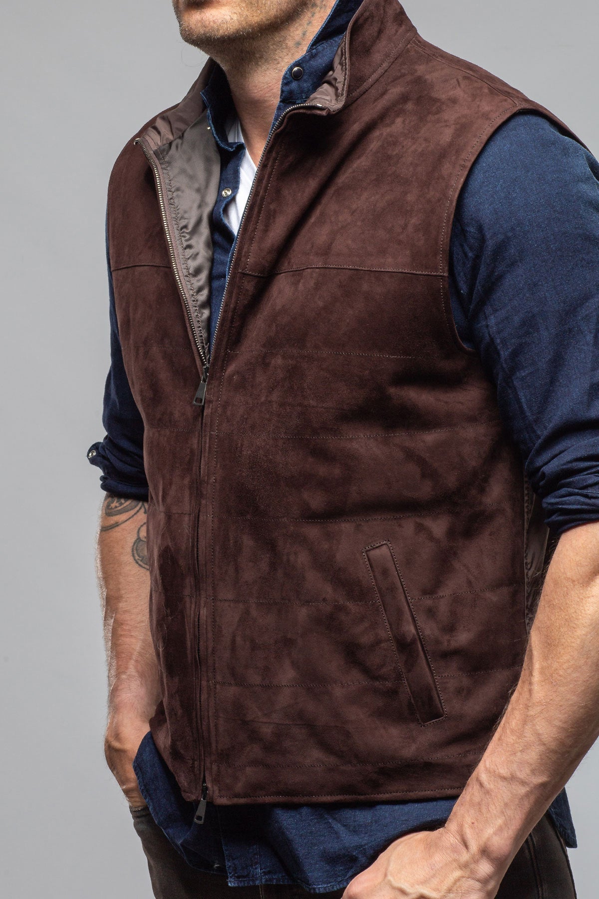 Riley Vest In Dark Chocolate