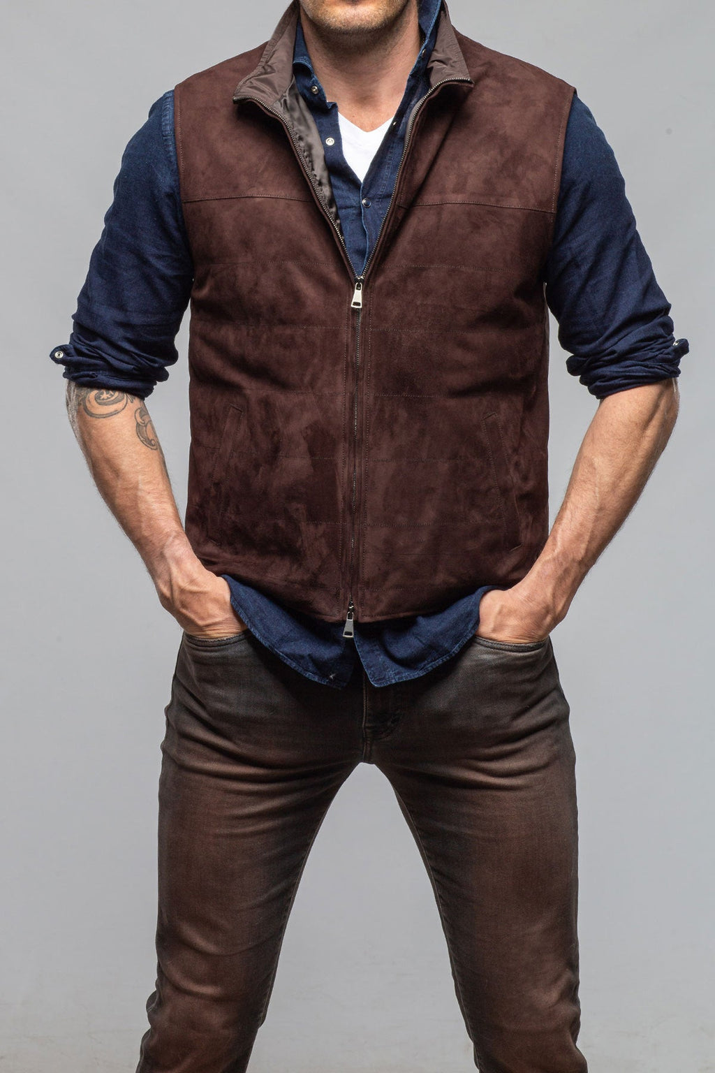 Riley Vest In Dark Chocolate