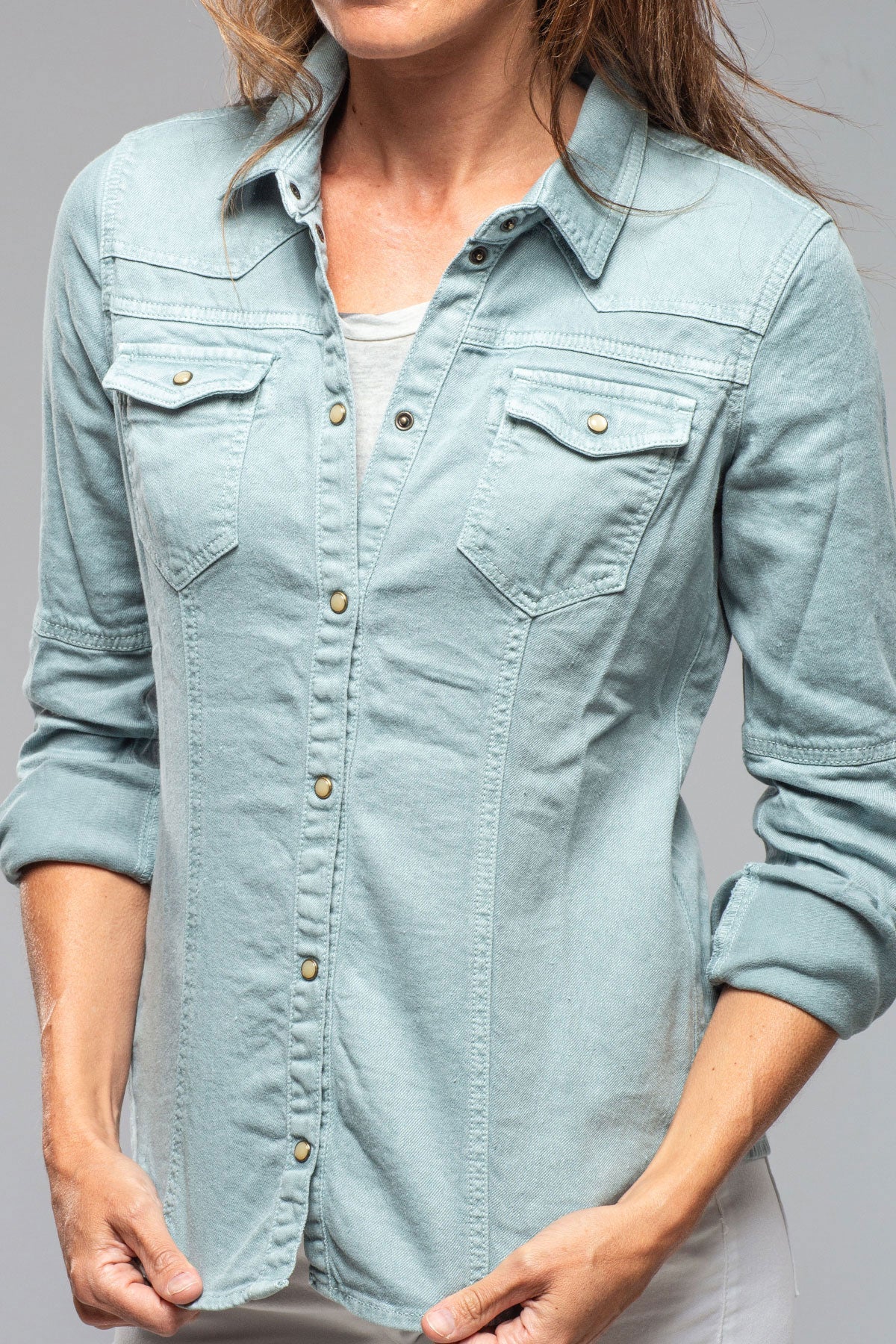 Yarmony Linen-Cotton Snap Shirt In Ardesia