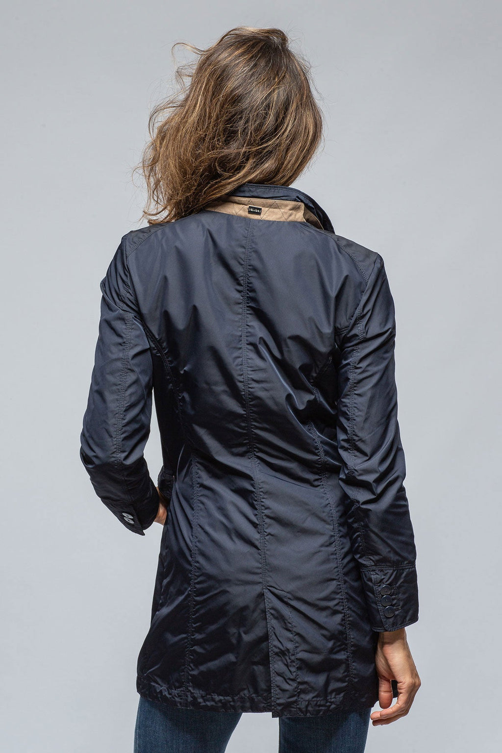Leslie Performance Jacket In Navy