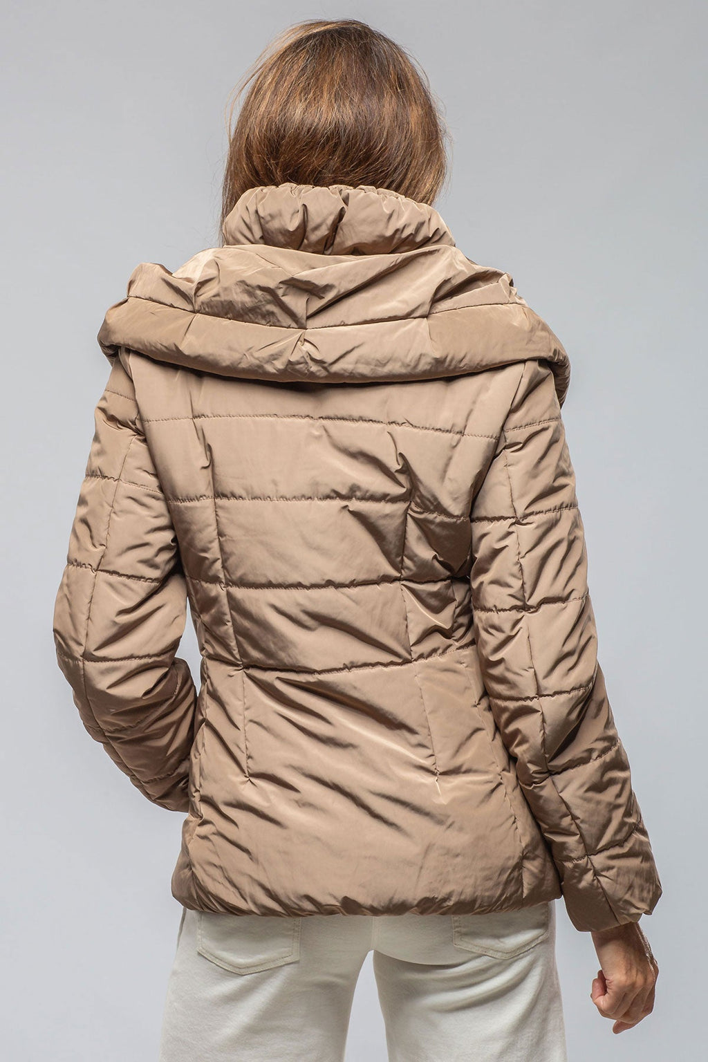 Mika High Collar Down Jacket In Sand