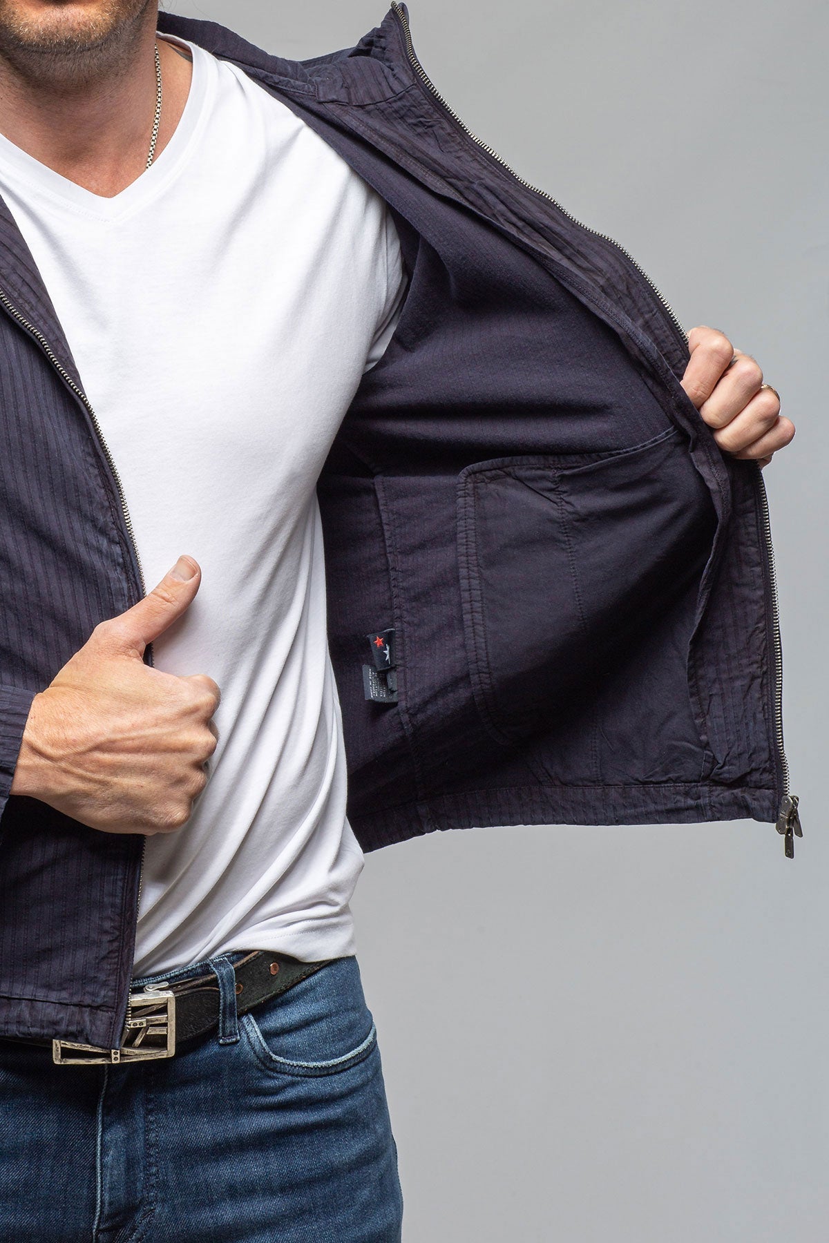Pitcairn Light Jacket In Dark Navy