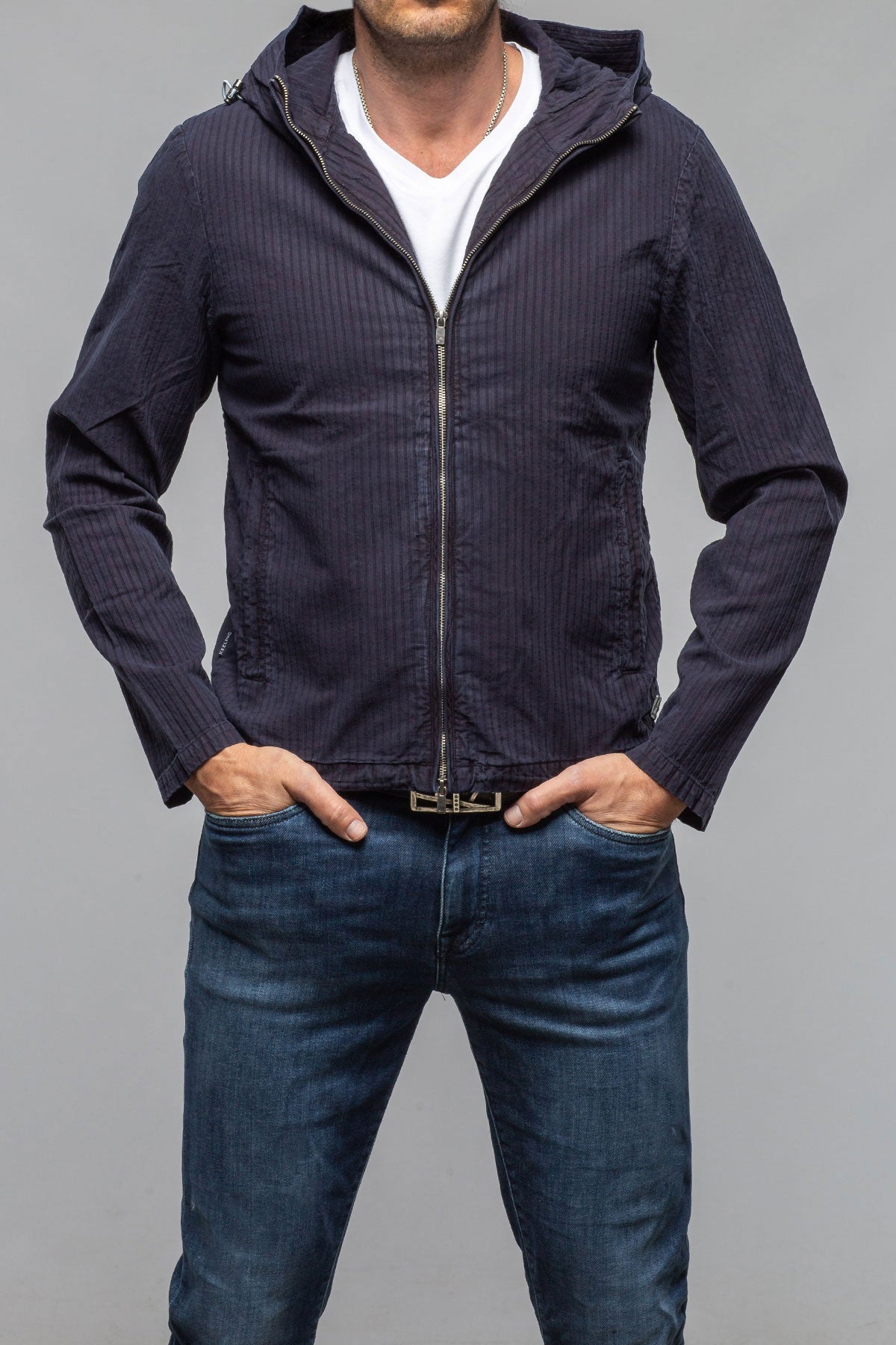 Pitcairn Light Jacket In Dark Navy