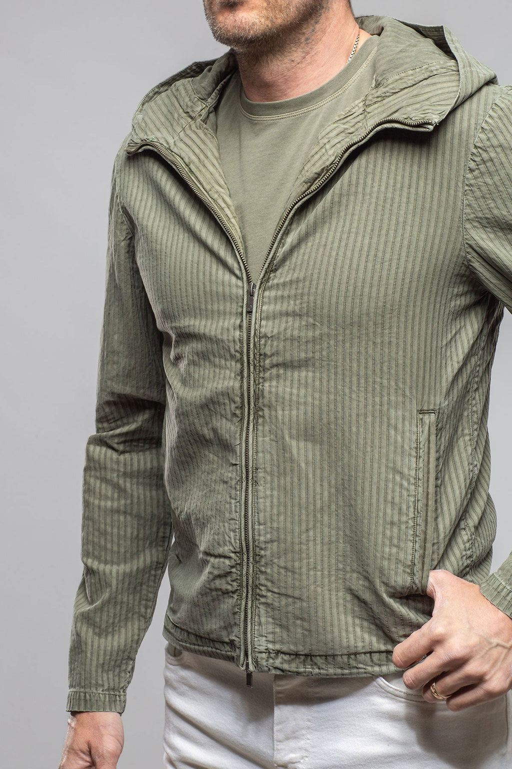 Pitcairn Light Jacket In Olive