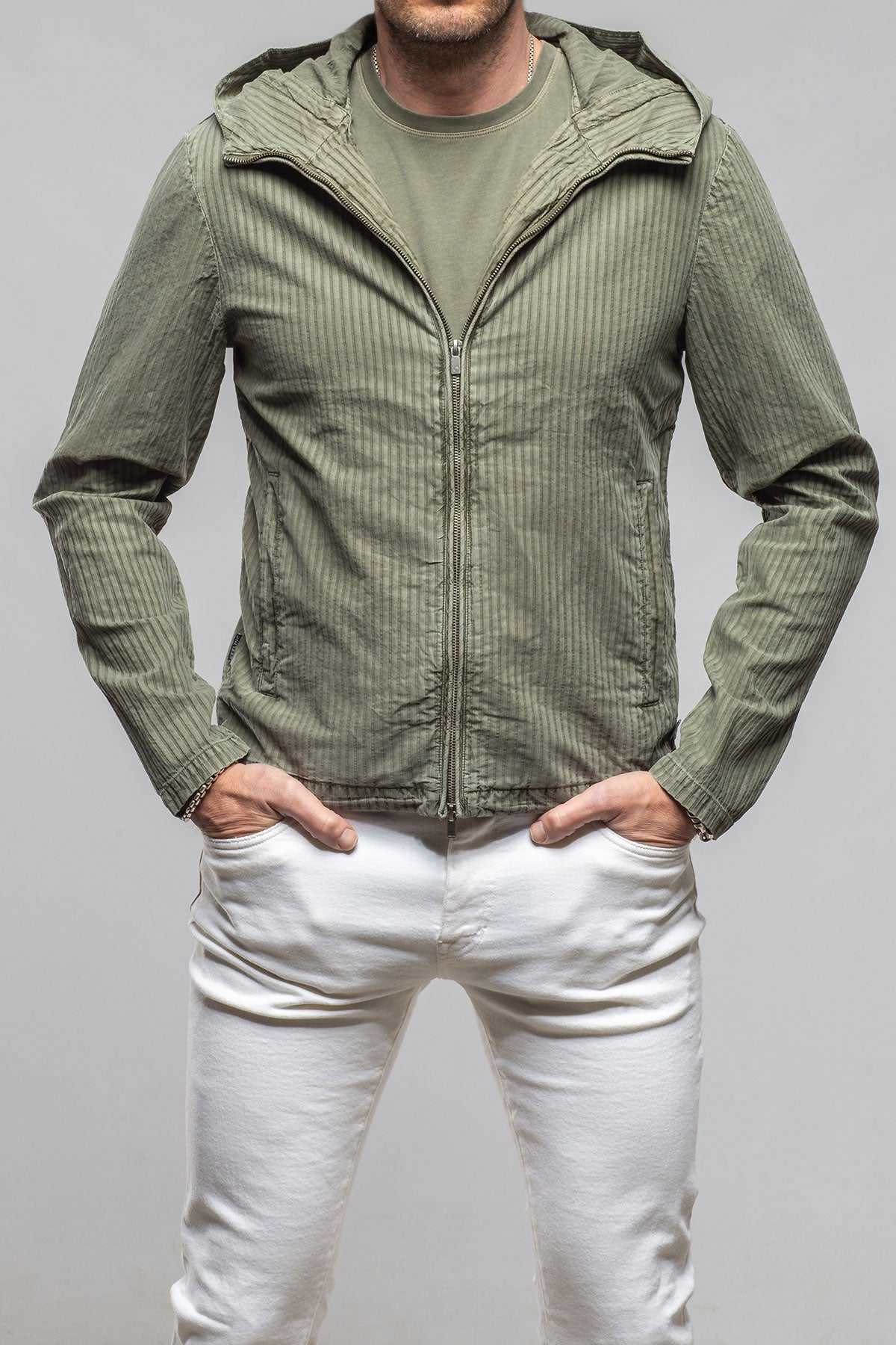 Pitcairn Light Jacket In Olive
