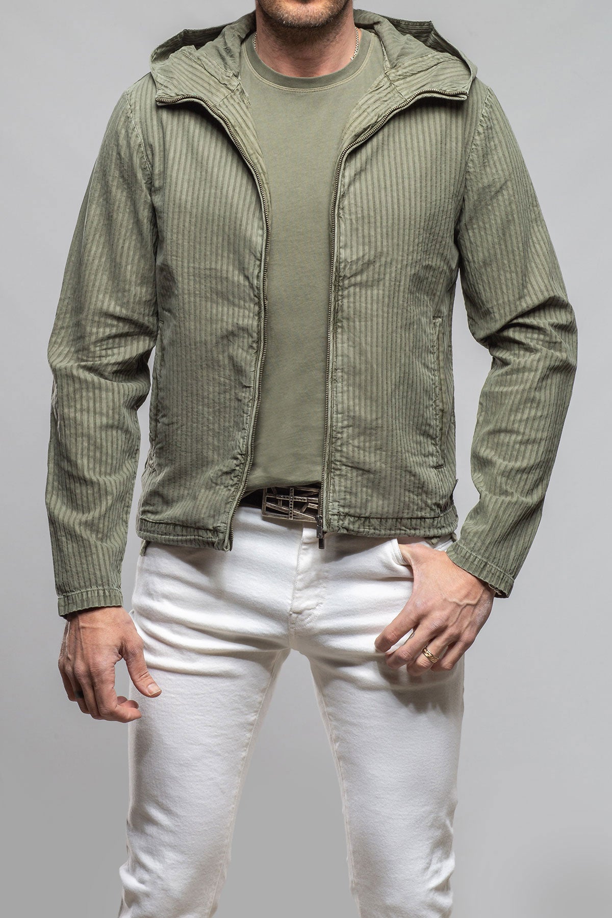 Pitcairn Light Jacket In Olive