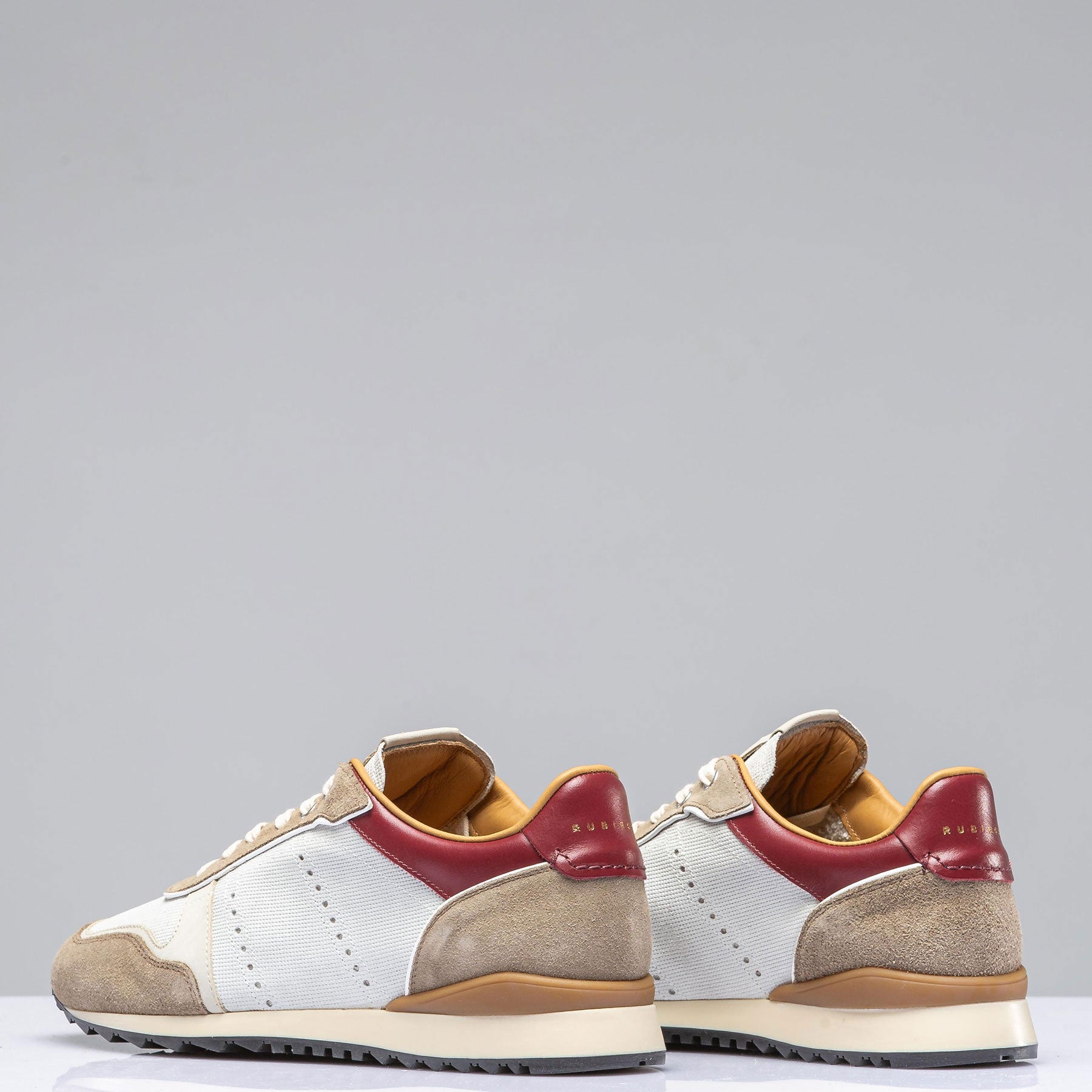 Joan Sneaker in Beige
