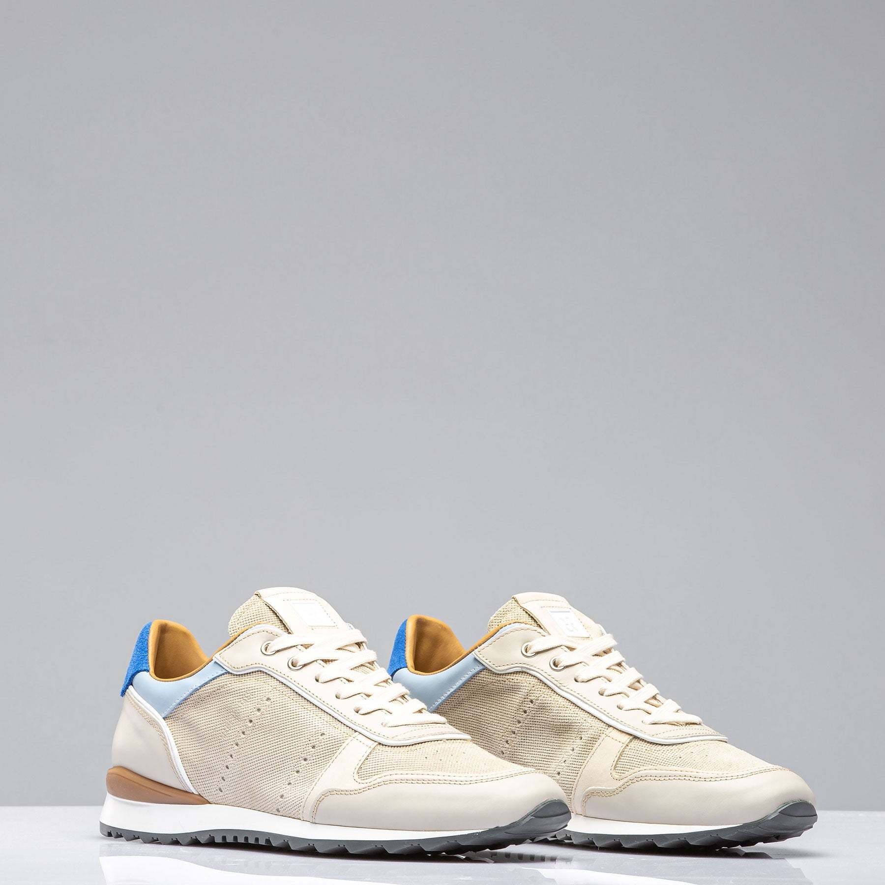 Joan Sneaker In Blue Beige