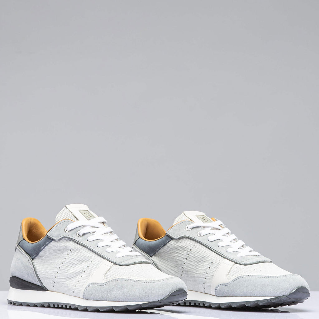 Joan Sneaker in Light Grey