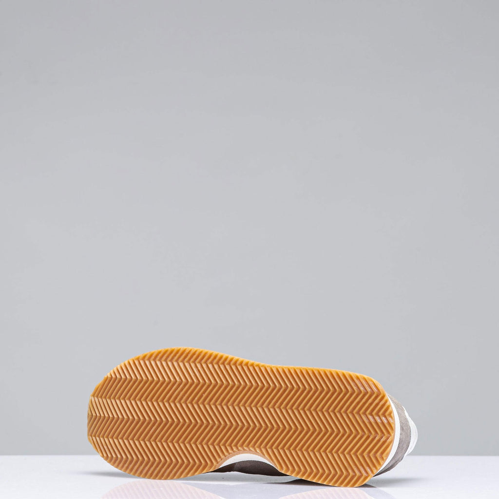 Kim Sneaker in Teak