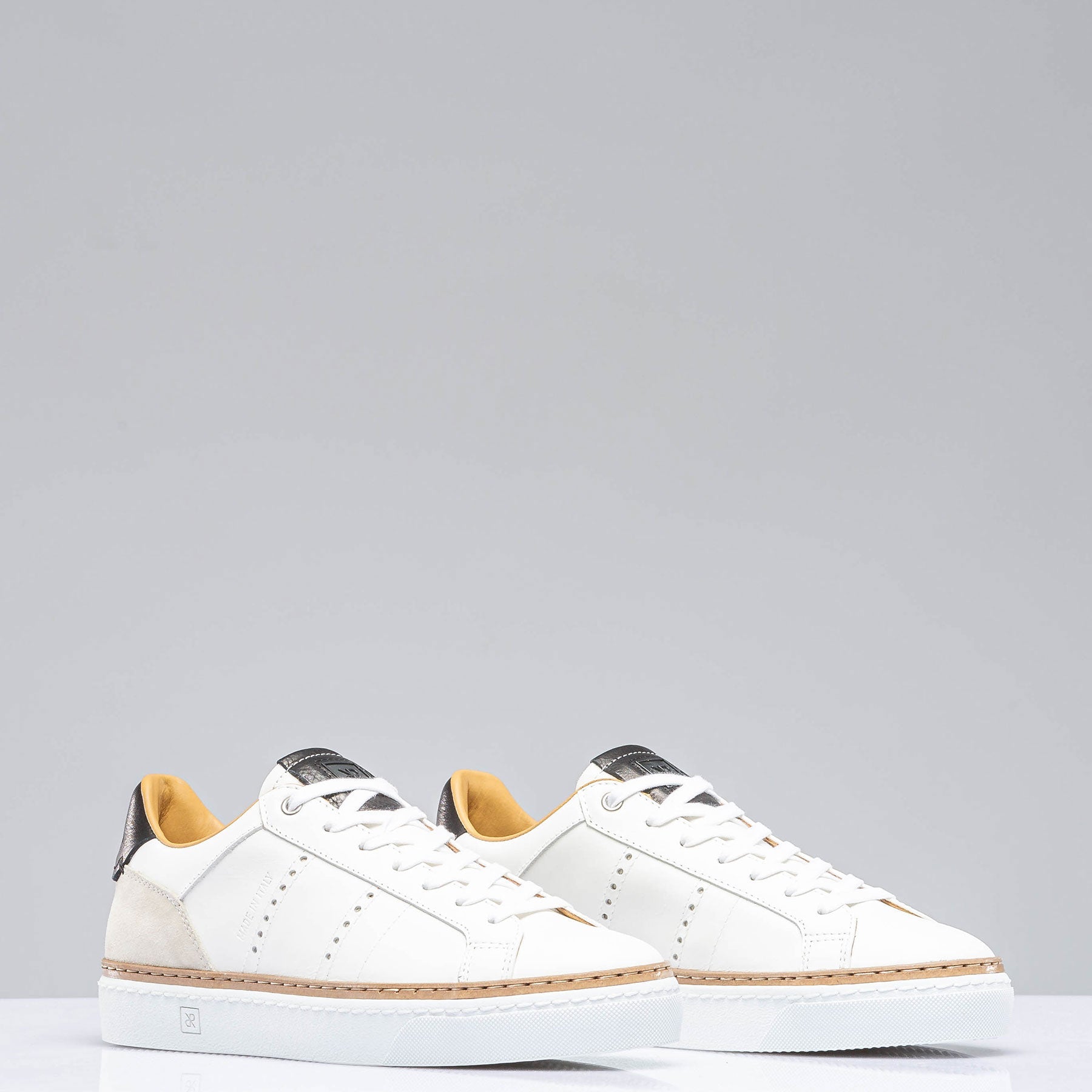 The Mustang II Shoe In White/ Black