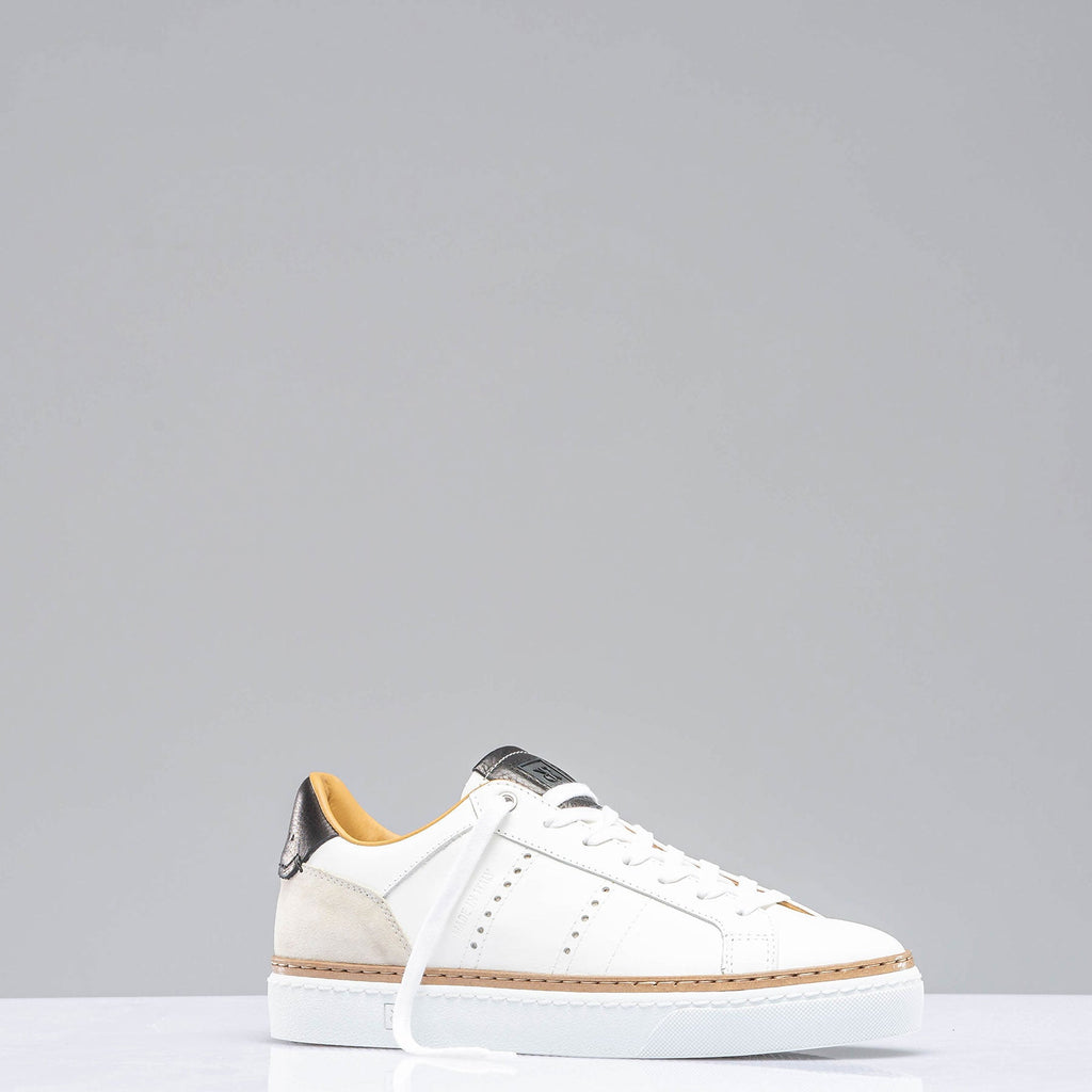 The Mustang II Shoe In White/ Black