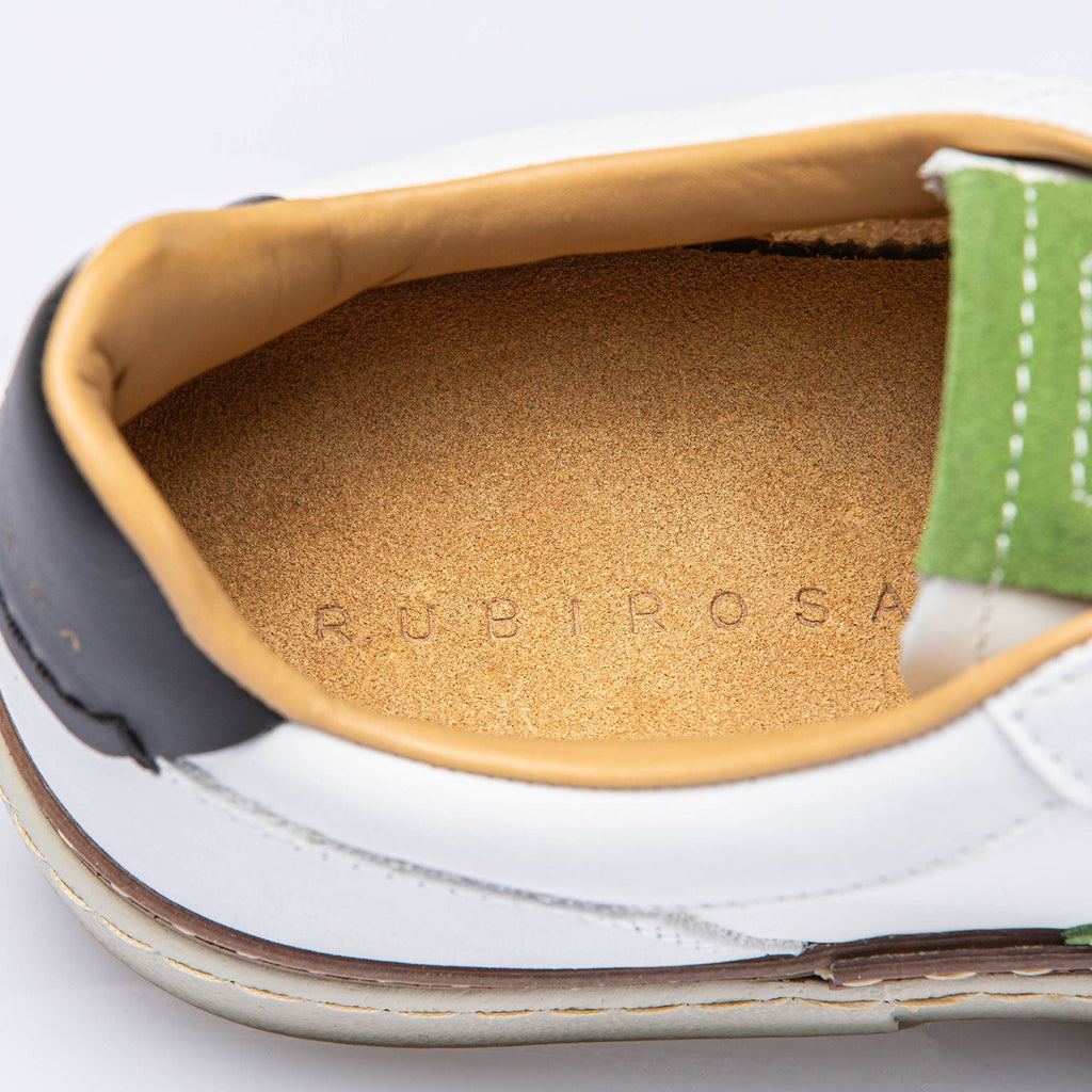 The Mustang Stripe Shoe In White/ Green