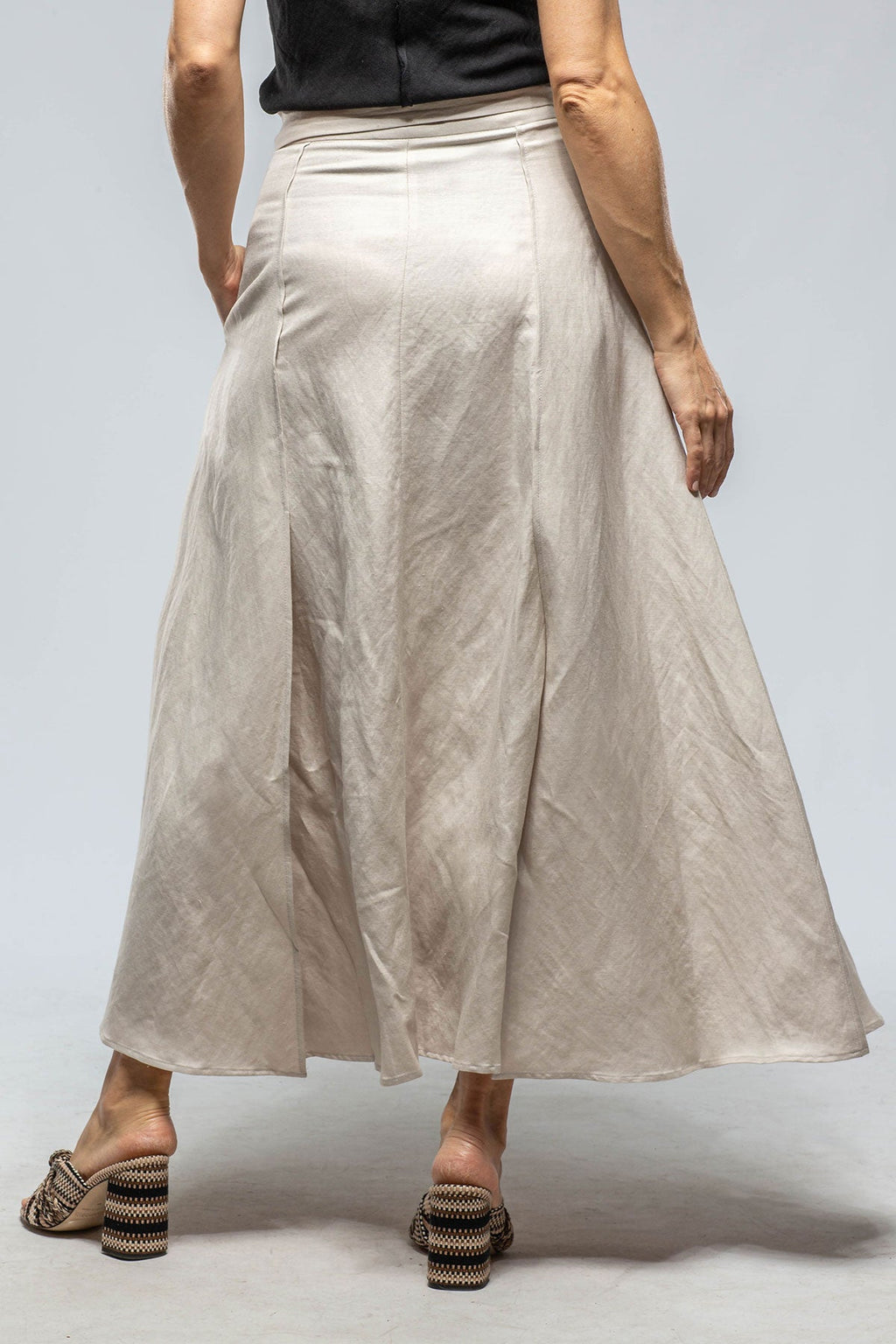 Casandra Wrap Linen Skirt In Ecru